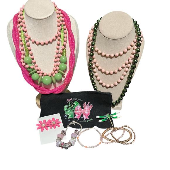 Jewelry - Wicked Pink Goes Good with Green Jewelry Bundle in Zip Pouch